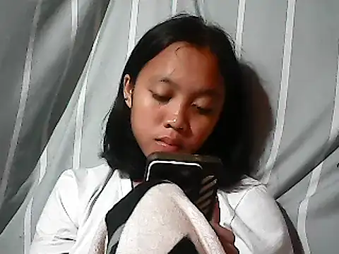 ห้องแชทสดของ Yours_AsianPinayGirl18