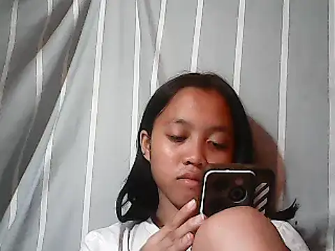 Yours_AsianPinayGirl18 Live Chatraum