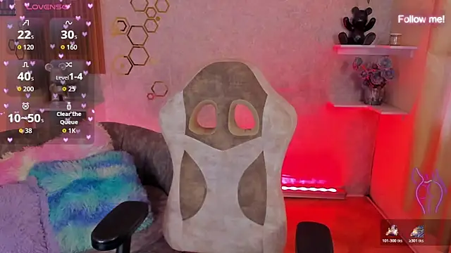 mia_smoke_'s Live Chat Room