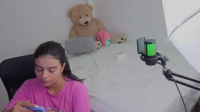 valerihouse_ Live chatroom