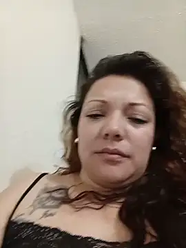 SAMANTHA--02 Live chatroom