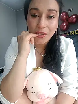 Elizabeth_bennett Adlı Modelin Canlı Sohbet Odası