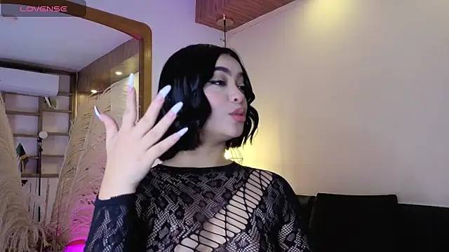 חדר צ'אט בשידור חי של Chloe_monroee