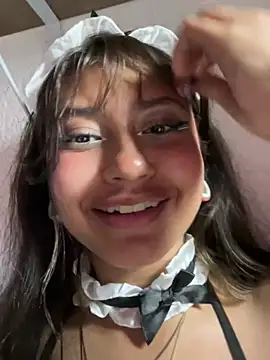 عرض كام Noa_lau الجنسي المباشر