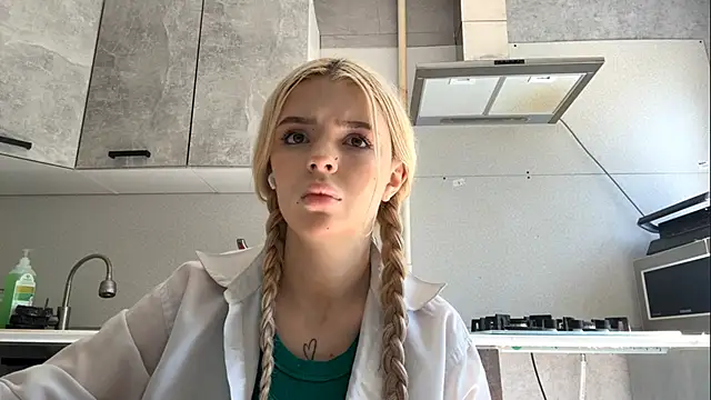 Britney_Calverhendsのライブチャットルーム