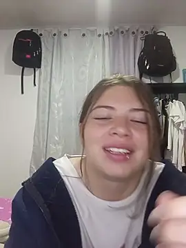 חדר צ'אט בשידור חי של DiamondNath_
