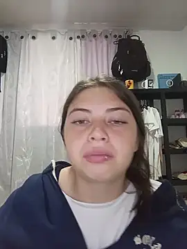 Sala de chat en directo de DiamondNath_