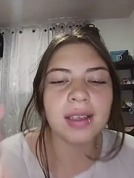 Chat soba uživo modela DiamondNath_