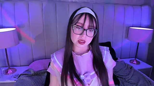 MadeleynRose Live chatroom