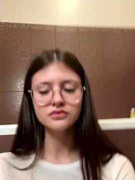 TrishaPons Cameră chat live