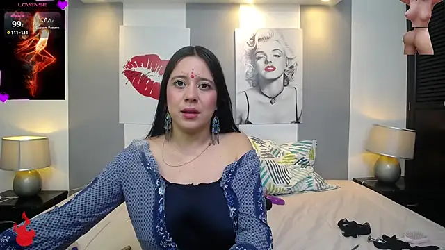 _tamara_priya_ 即時聊天室