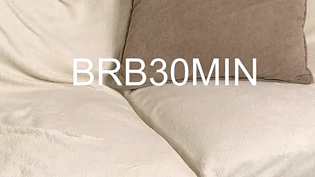 חדר צ'אט בשידור חי של Rose_verby