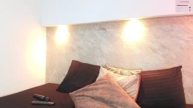 Emma__becket1 Adlı Modelin Canlı Sohbet Odası