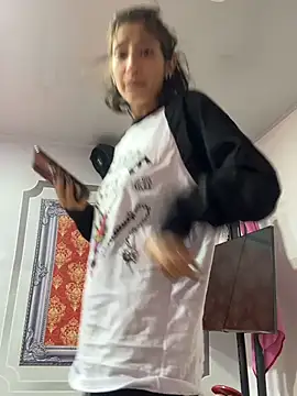 Evelin_Hellsing Cameră chat live