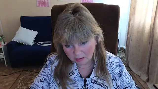 Melania_Cook's Live Chat Room