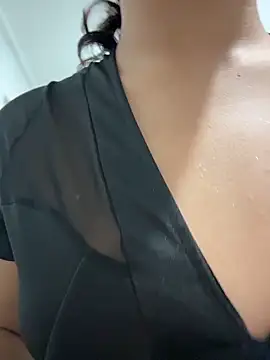 SabrinaX_X Adlı Modelin Canlı Sohbet Odası