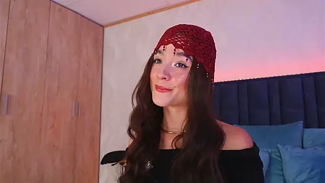 LucyFlame's Live Chat Room