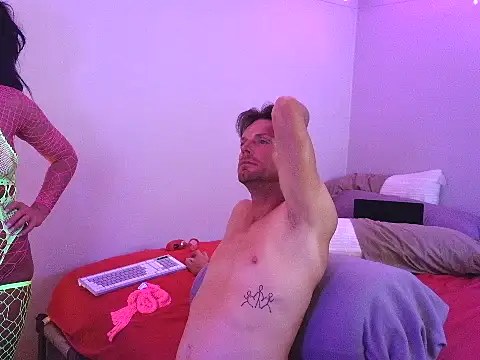 luv2cum2gether25 – Naživo chatovacia miestnosť