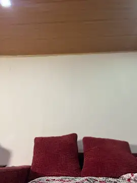 Miasecret18 Adlı Modelin Canlı Sohbet Odası