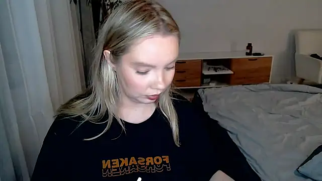 Sala de chat en directo de PolinaXXXXXJones
