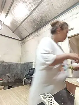 Živá chatovací místnost Banana-zz