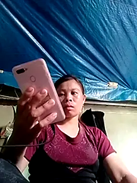 Chat soba uživo modela daisyy2