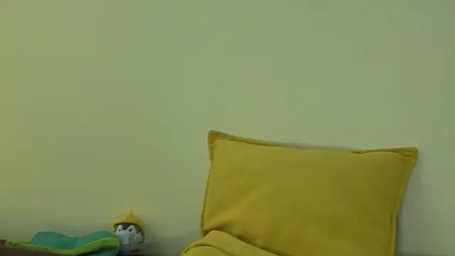 חדר צ'אט בשידור חי של JolieDerringer