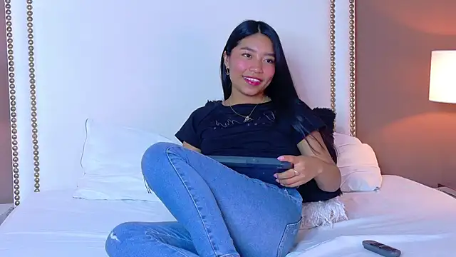 Chat soba uživo modela hanaluna_