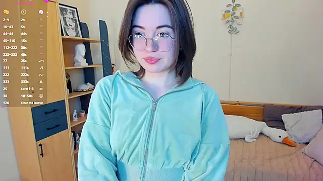 LatoniaNeedam чат на живо