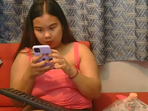 ห้องแชทสดของ hotchickgirl