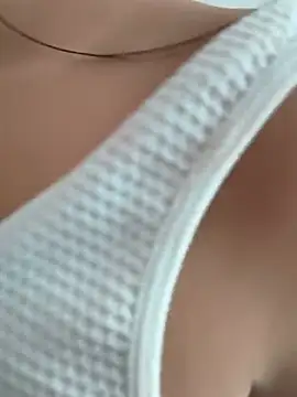 SCARLETVELVET_ Live chatroom