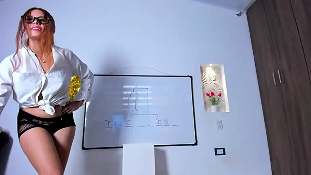 Milly610 실시간 채팅방