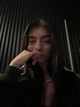 Živá chatovací místnost MelCherry