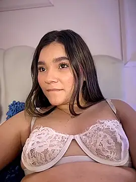 Mia_Rodriguezz_ 现场聊天室