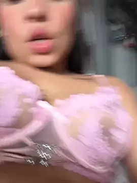 SussyFoxxx Adlı Modelin Canlı Sohbet Odası
