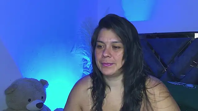 Martina_Foxy01 লাইভ চ্যাট রুম