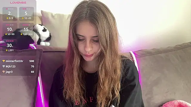 evvaavve Live Chatraum
