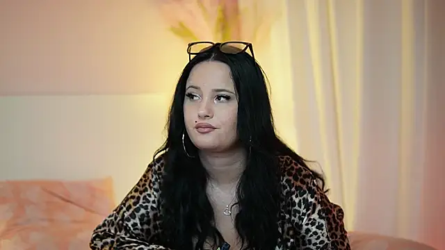 Sala de chat ao vivo de AdelineMoon