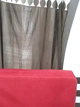 غرفة دردشة Roji_bha المباشرة