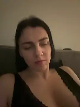 ema-emanuela Live Chatraum