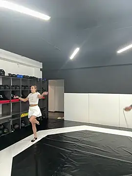 leonmessi3 élő chatszobája