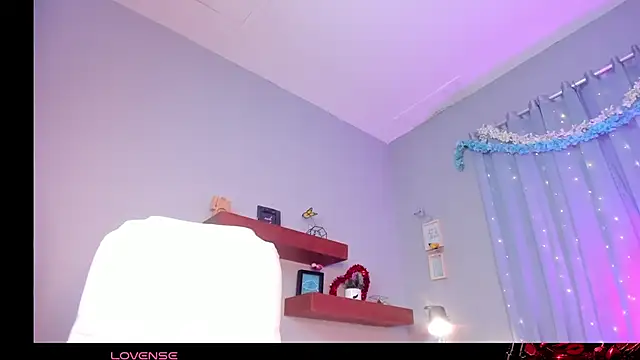 חדר צ'אט בשידור חי של Scarlet_Big_boobs