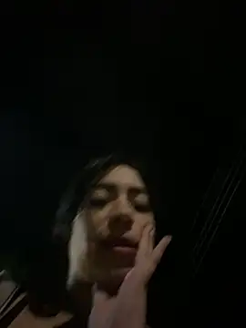 Živá chatovací místnost lunacruz_