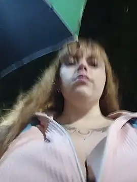 Isabella__Risky Live Chatraum