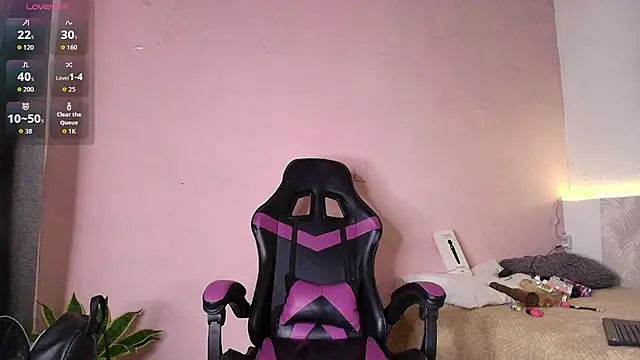 kristibennet 现场聊天室