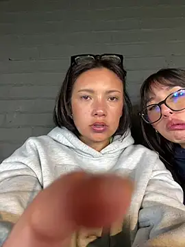 sarita_hos' Live Chat Room