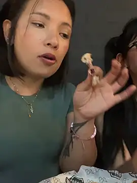 sarita_hos Live chatroom