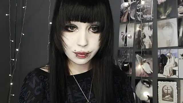 Chat soba uživo modela lucy8bit