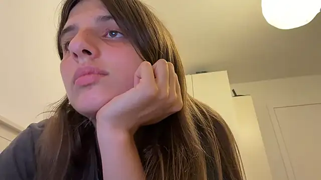 Sala de chat en directo de ActaedCottage