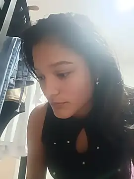 Sweet_Innocence_ Live Chatraum